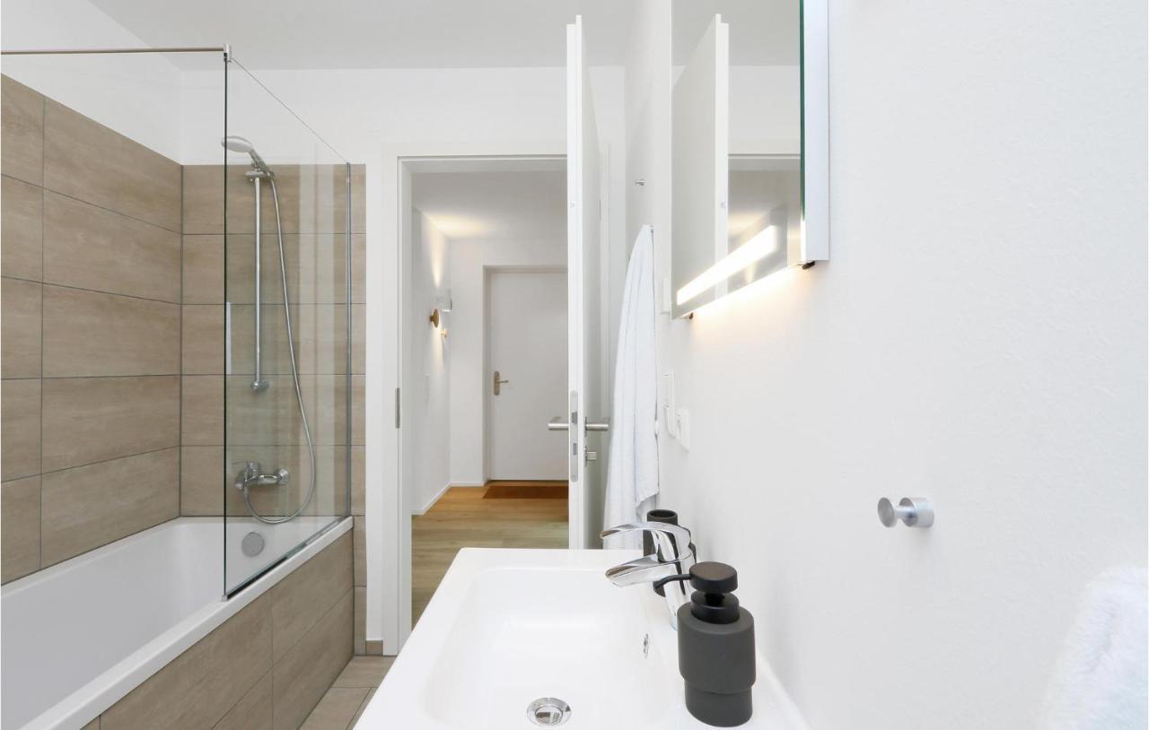 Nice Apartment In Lembruch-Duemmer See With Wifi Екстер'єр фото